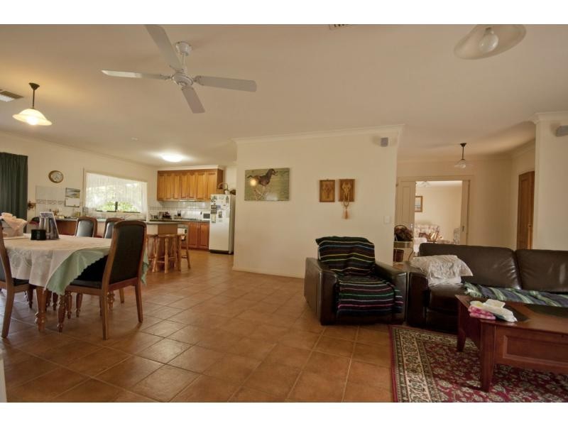 305 McEdward Street, Cabarita VIC 3505