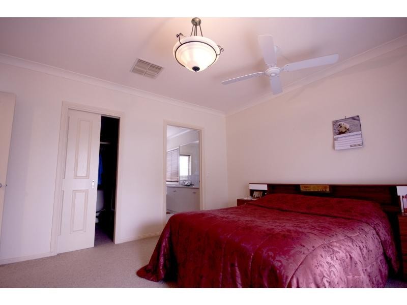 305 McEdward Street, Cabarita VIC 3505