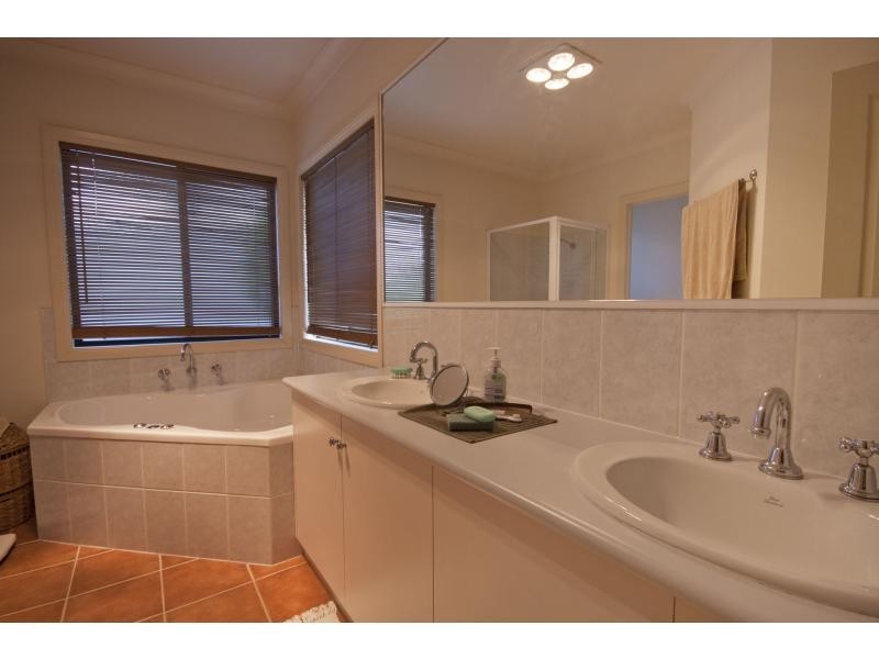 305 McEdward Street, Cabarita VIC 3505