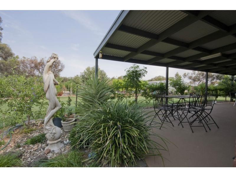 305 McEdward Street, Cabarita VIC 3505