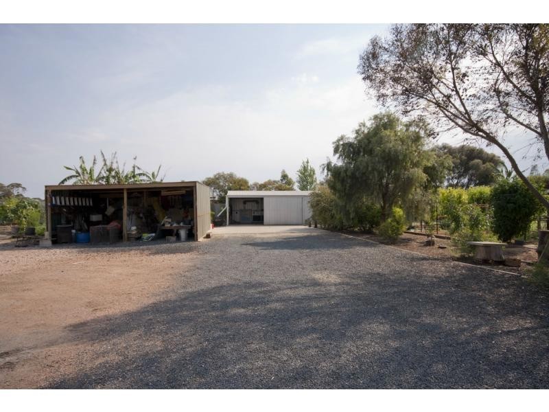 305 McEdward Street, Cabarita VIC 3505