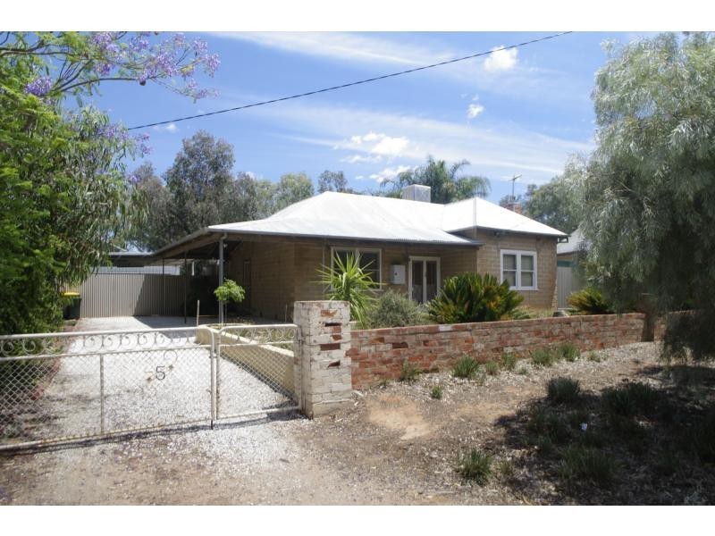 5 Mead Street, Merbein VIC 3505