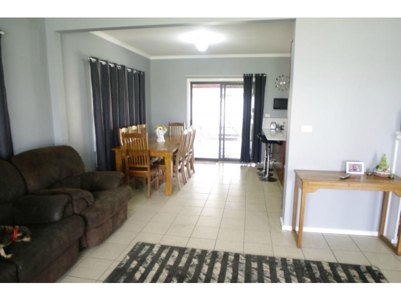 69 Cowanna Avenue South, Merbein South VIC 3505