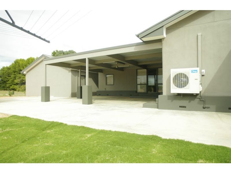 169 White Cliff Avenue, Mildura VIC 3500