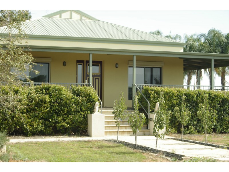 229 Main Avenue, Merbein VIC 3505