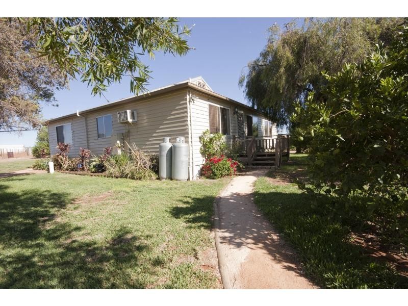395 Woomera Avenue, Red Cliffs VIC 3496