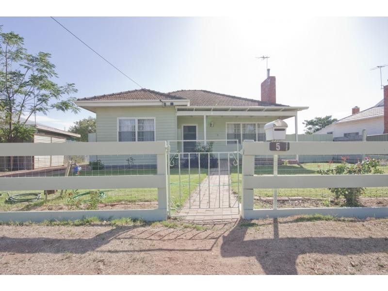 5 Surgey Street, Merbein VIC 3505