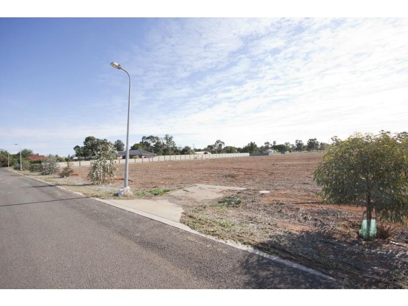 L5 Baines Court, Murray Park Estate, Birdwoodton VIC 3505