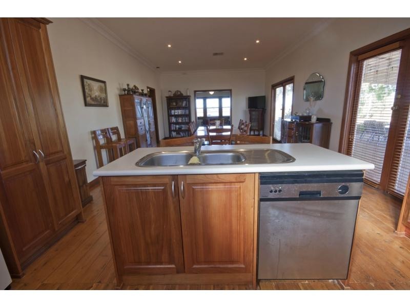 175 Keenans Drive, Dareton NSW 2717