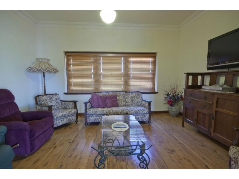 175 Keenans Drive, Dareton NSW 2717