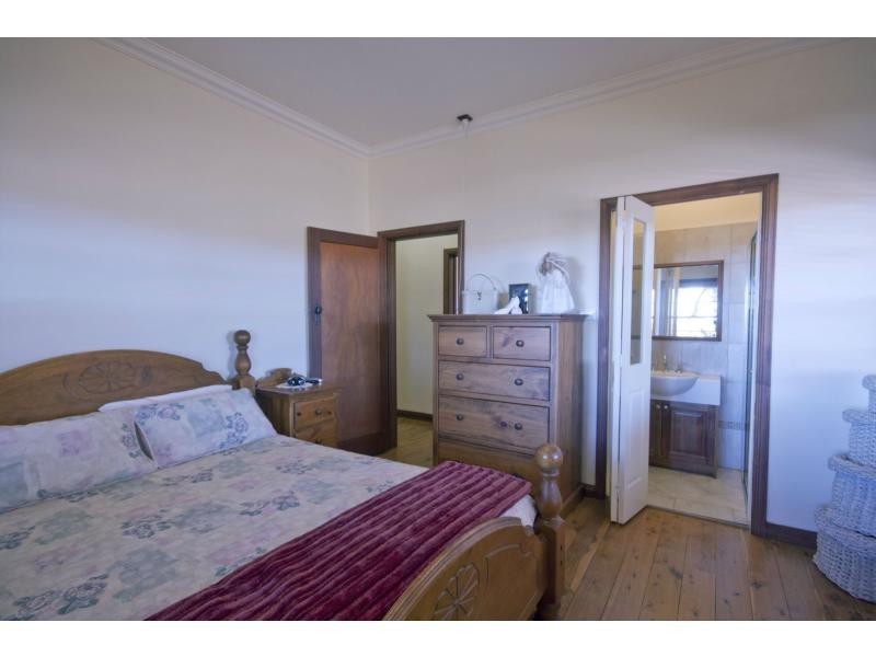 175 Keenans Drive, Dareton NSW 2717