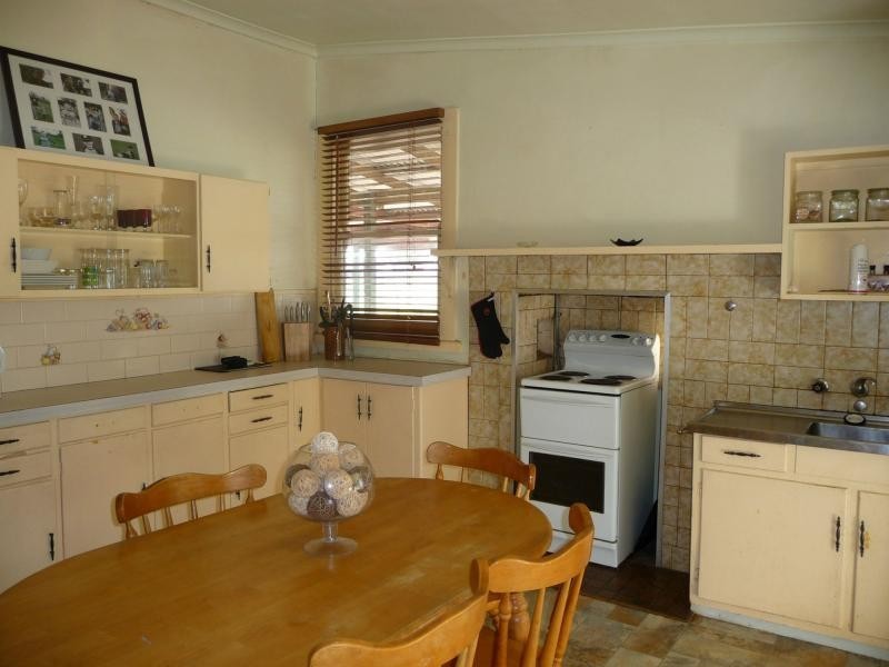 48 Regina Avenue, Cabarita VIC 3505