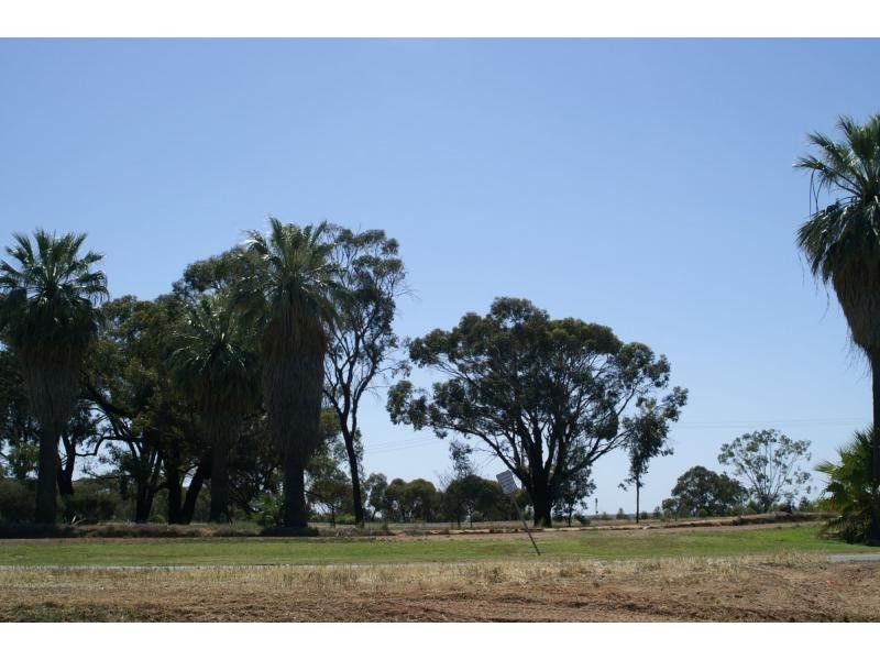 L11 Munro Court, Murray Park Estate, Birdwoodton VIC 3505