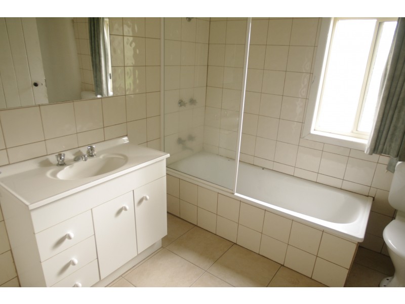 203 Commercial St, Merbein VIC 3505