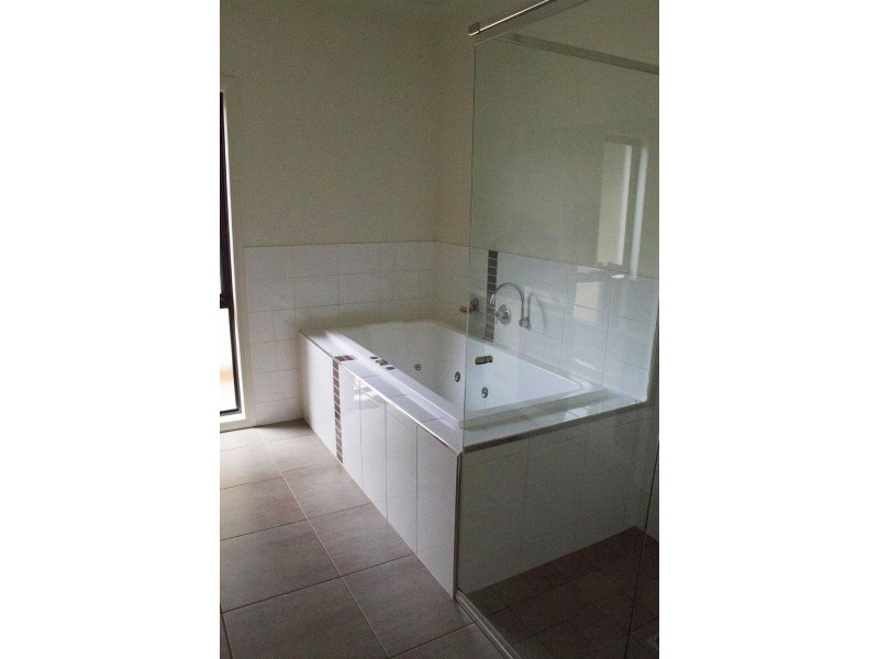 14 Freshwater Ct, Mildura VIC 3500