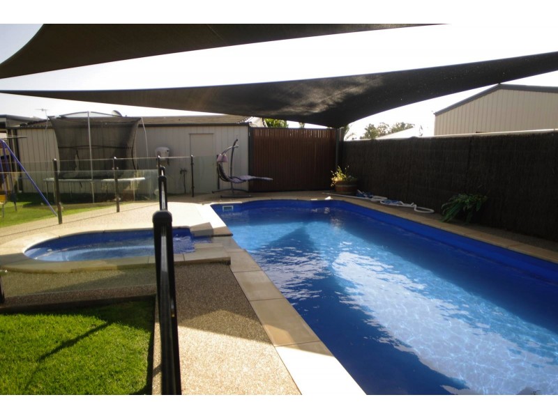 14 Freshwater Ct, Mildura VIC 3500