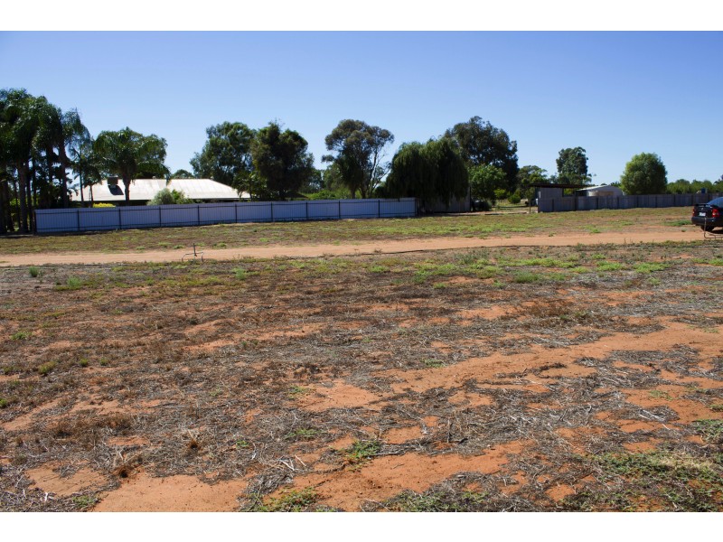 37 Rose Street, Yelta VIC 3505