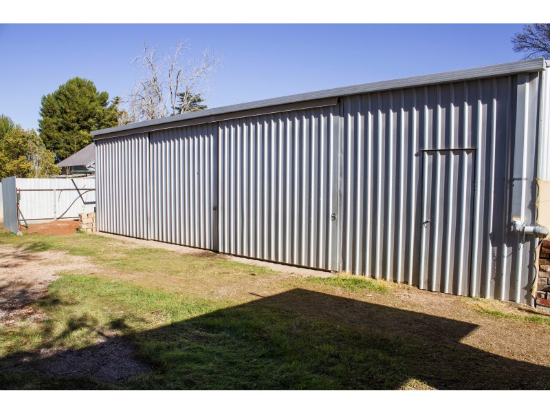 142 Commercial St, Merbein VIC 3505