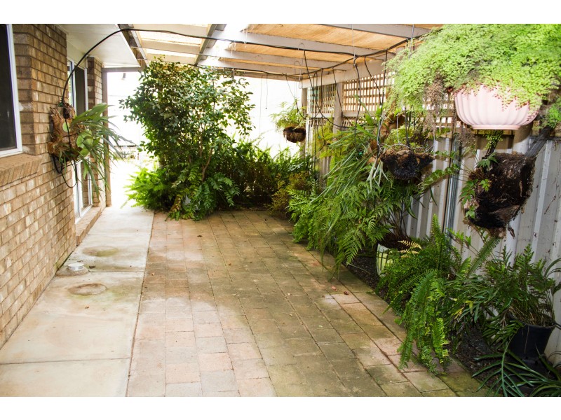 81 Chaffey Park Dr E, Merbein VIC 3505