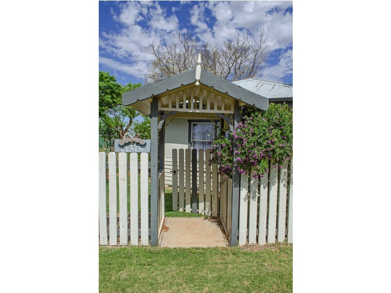 51 Wolfe Rd, Red Cliffs VIC 3496