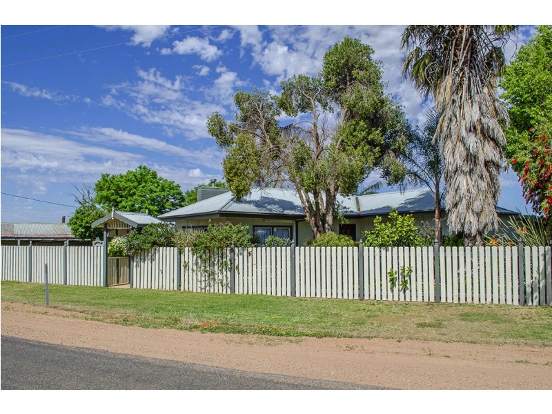 51 Wolfe Rd, Red Cliffs VIC 3496
