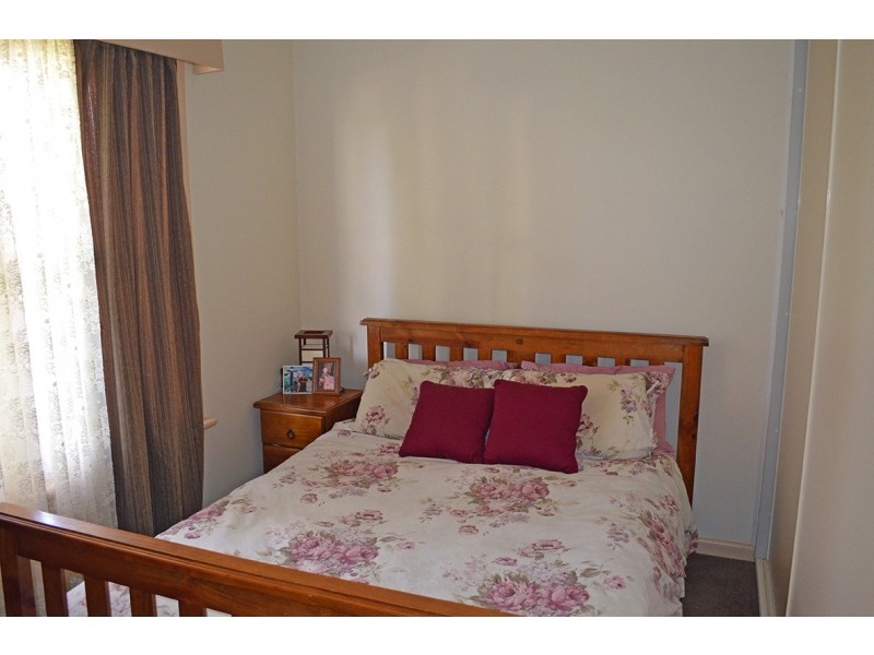 11 Railway Ave, Merbein VIC 3505