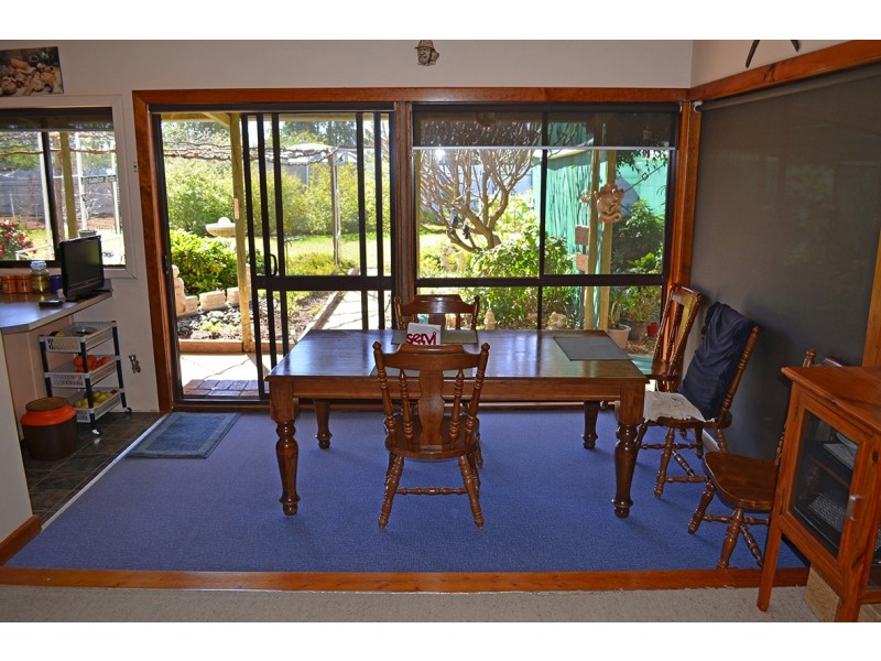 506 McEdward St, Birdwoodton VIC 3505