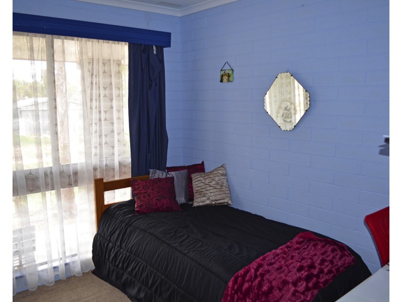 27 Chaffey St, Merbein VIC 3505