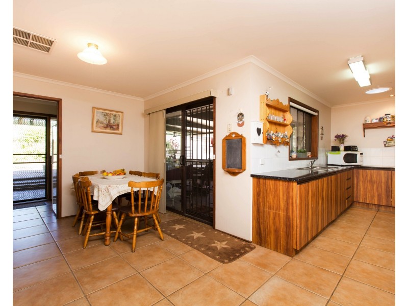 76 Chaffey St, Merbein VIC 3505