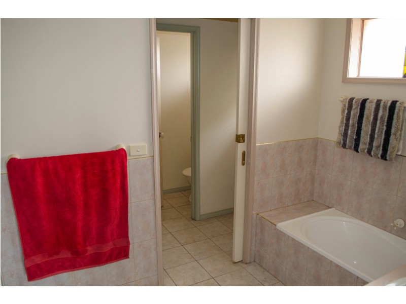6 Fawkner Ct, Mildura VIC 3500