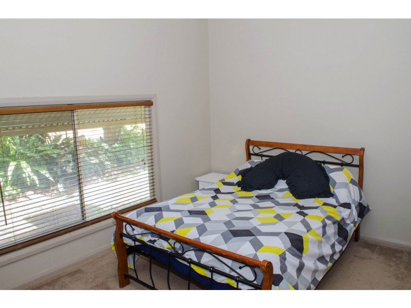 128 Creek Rd, Curlwaa NSW 2648