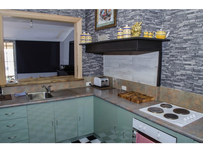 21 Main Ave North, Merbein VIC 3505