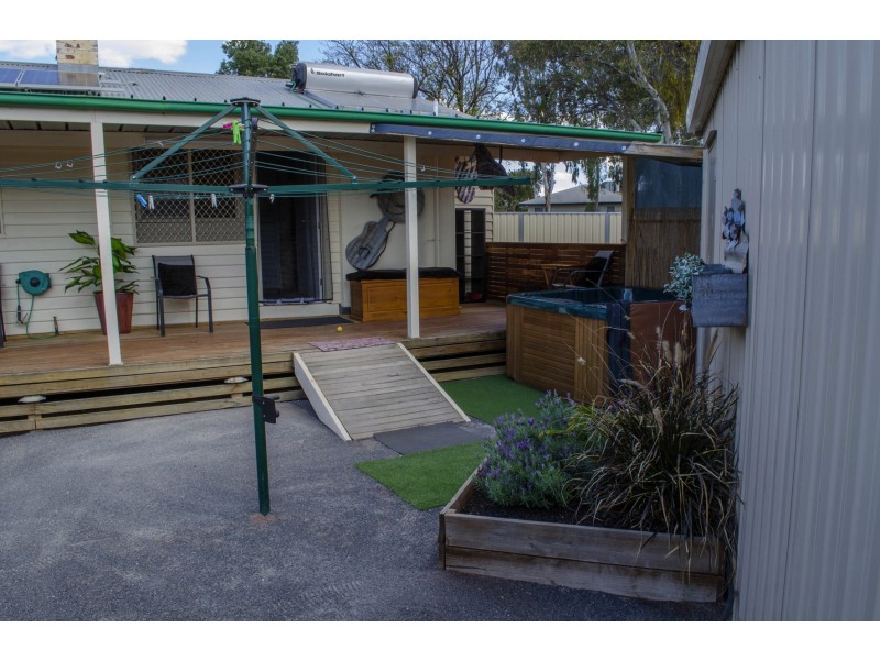 21 Main Ave North, Merbein VIC 3505