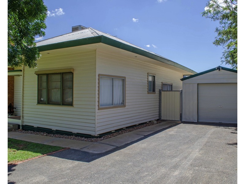 16 Foster Street, Merbein VIC 3505