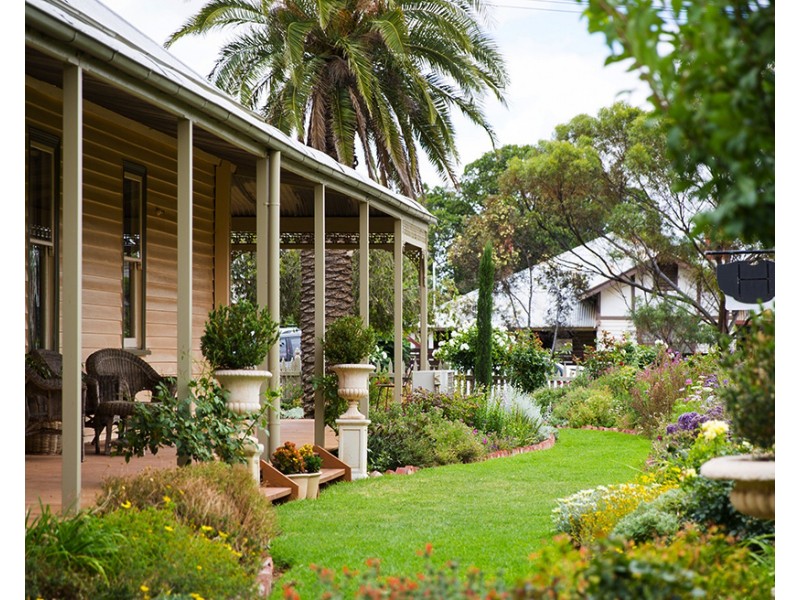 38 Pickering Street, Ouyen VIC 3490