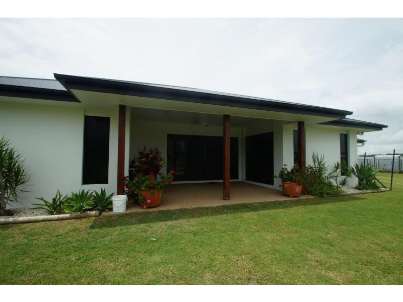 Burnett Heads QLD 4670