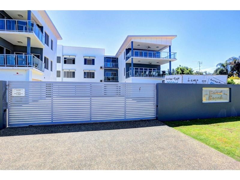 Unit 2/6-8 McDougall Street, Bargara QLD 4670