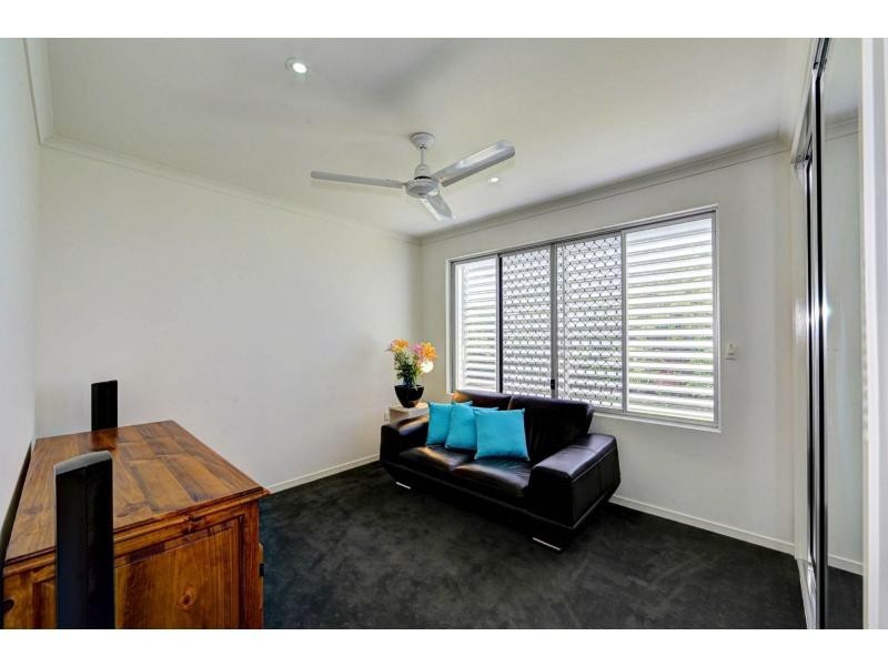 Unit 2/6-8 McDougall Street, Bargara QLD 4670