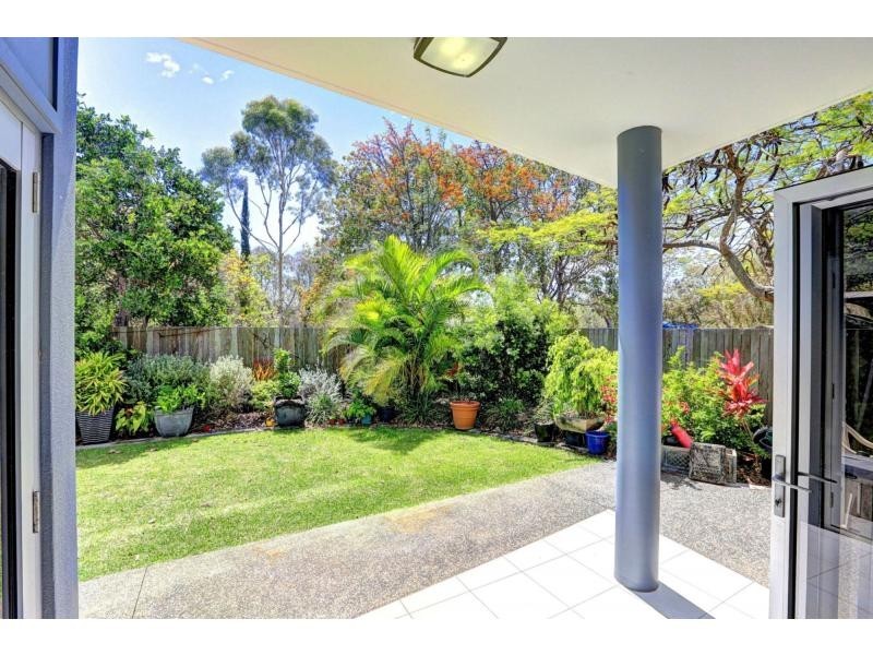 Unit 2/6-8 McDougall Street, Bargara QLD 4670