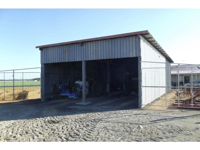 Moore Park Beach QLD 4670