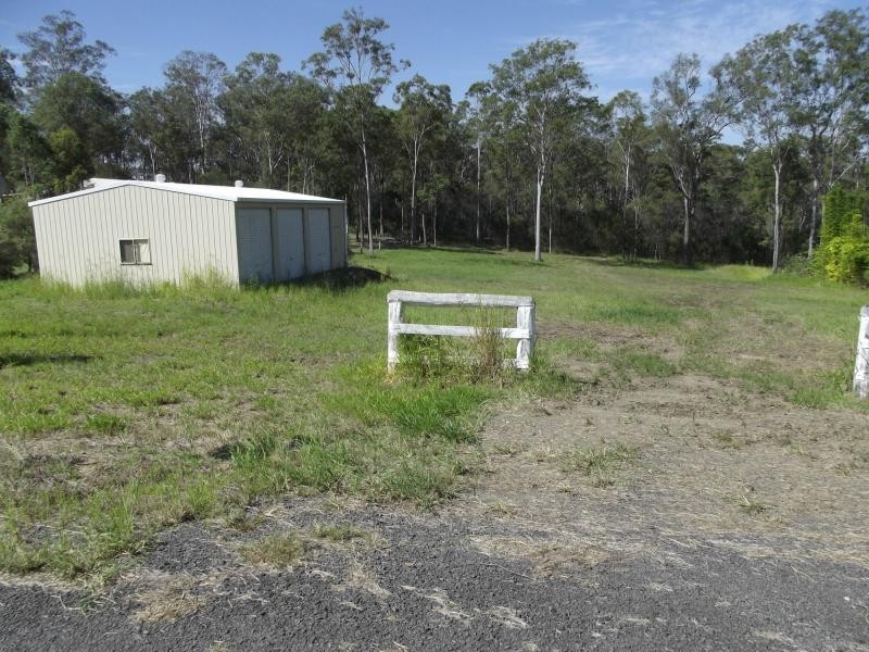 33 Munro Court, Gin Gin QLD 4671