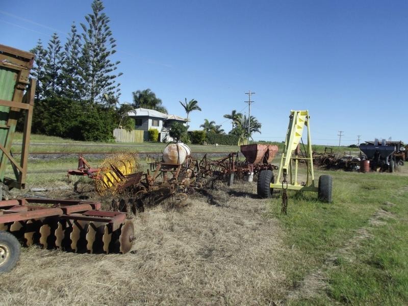 Moore Park Beach QLD 4670
