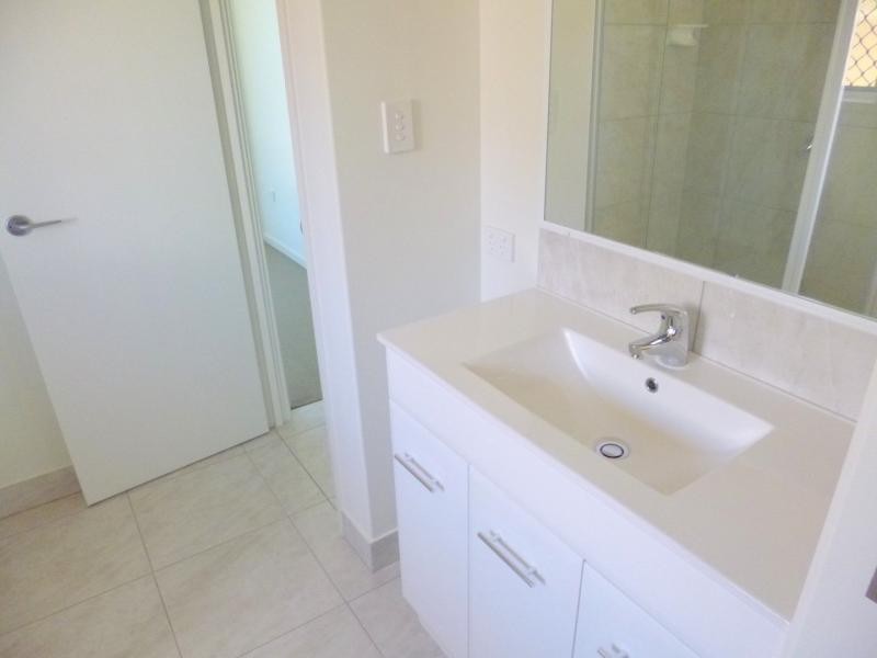 Unit 6/148 McCarthy Street, Avenell Heights QLD 4670