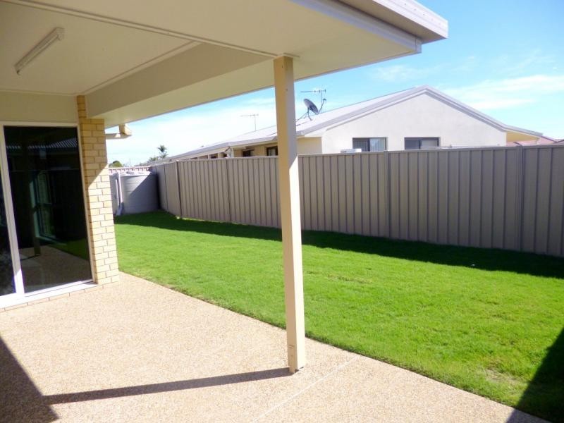 Unit 8/148 McCarthy Road, Avenell Heights QLD 4670
