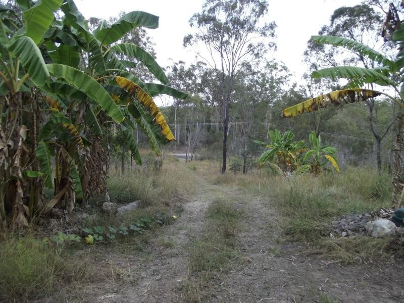 206 Halford Drive, Moroondan, Gin Gin QLD 4671