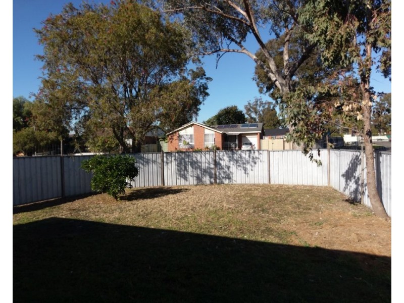 4 Niblo Street, Doonside NSW 2767