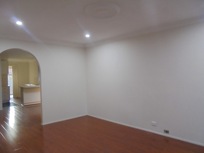 4 Hartnett Place, Doonside NSW 2767