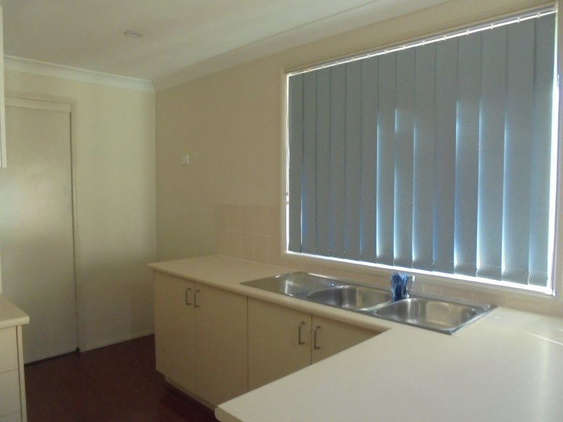 4 Hartnett Place, Doonside NSW 2767