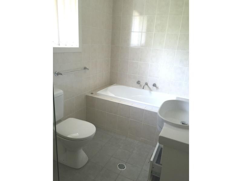 1/10A Meroo Street, Blacktown NSW 2148