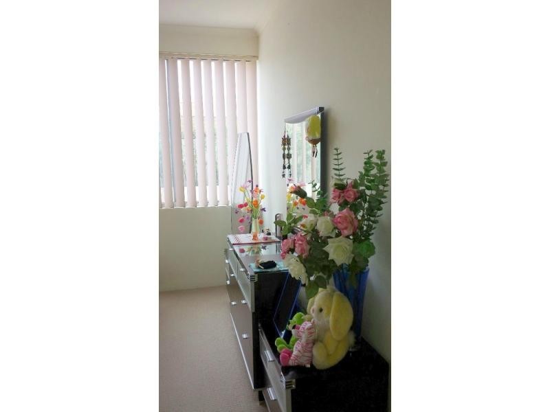 Unit B/12/13 Spencer Street, Fairfield NSW 2165